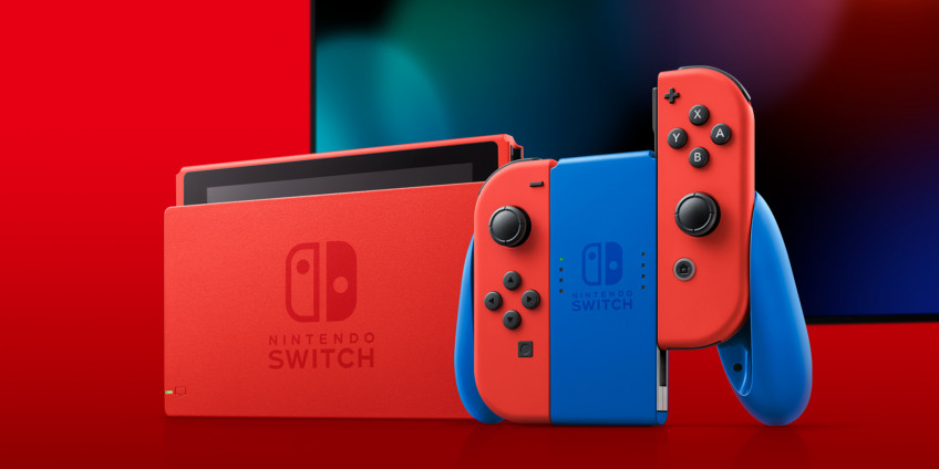 Релиз новой Switch красно-синей расцветке