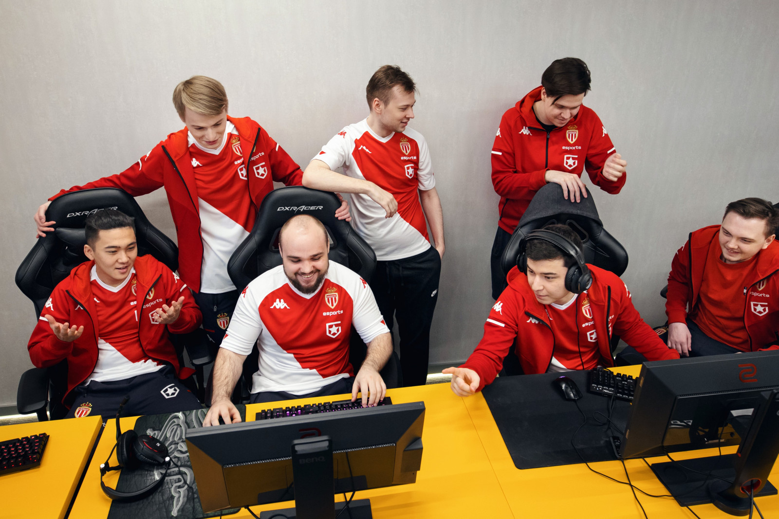 SoNNeikO и No[o]ne покинули состав AS Monaco Gambit по Dota 2